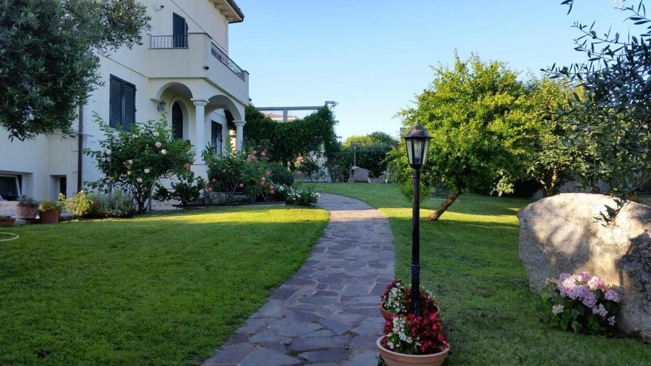 Villa Luce B&B Olbia Exterior photo